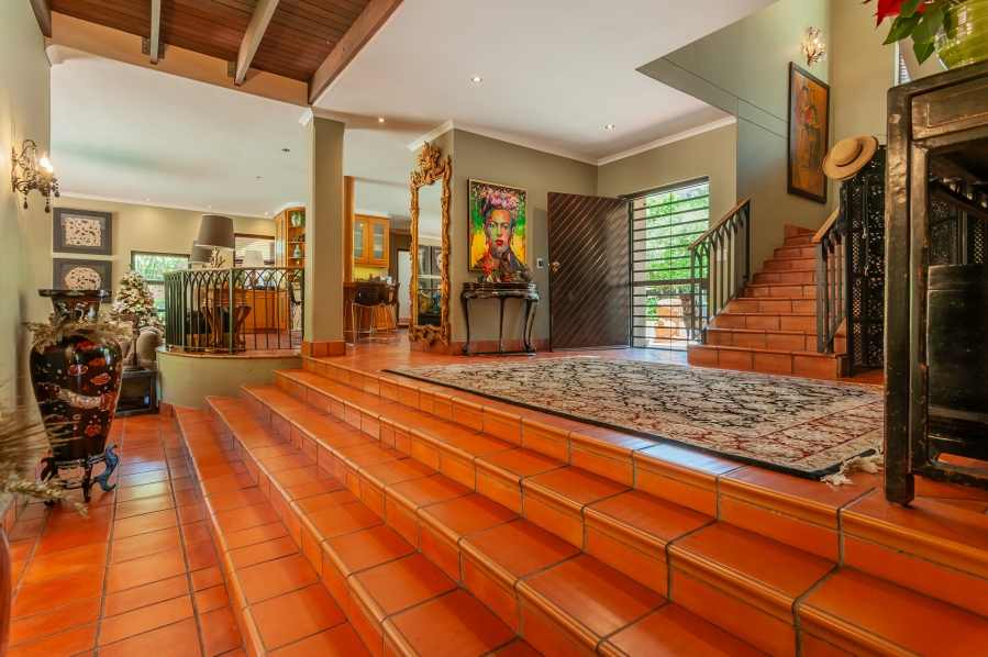 5 Bedroom Property for Sale in Hout Bay Western Cape